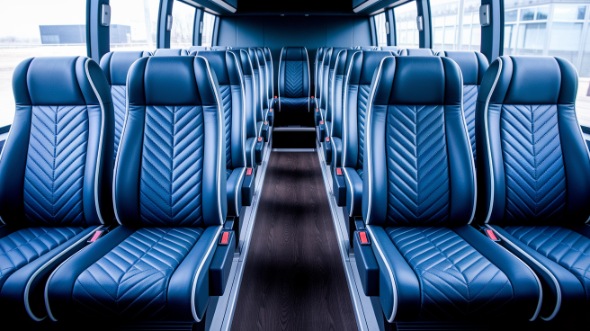 bloomington 30 passenger minibus rental